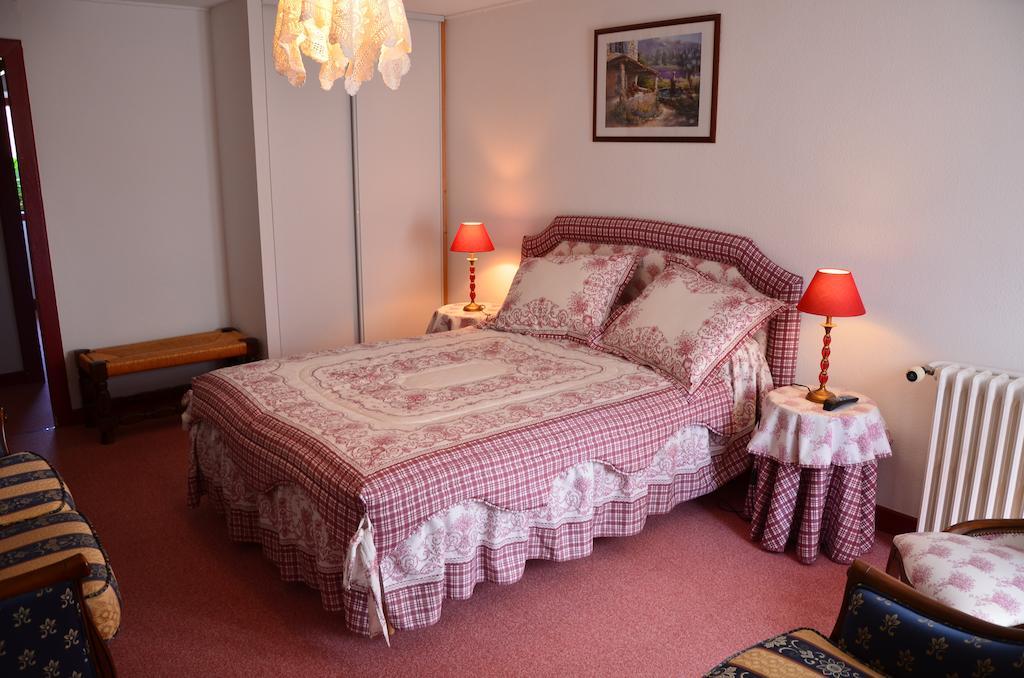 Auberge Bourbonnaise Lurcy-Lévis Rum bild